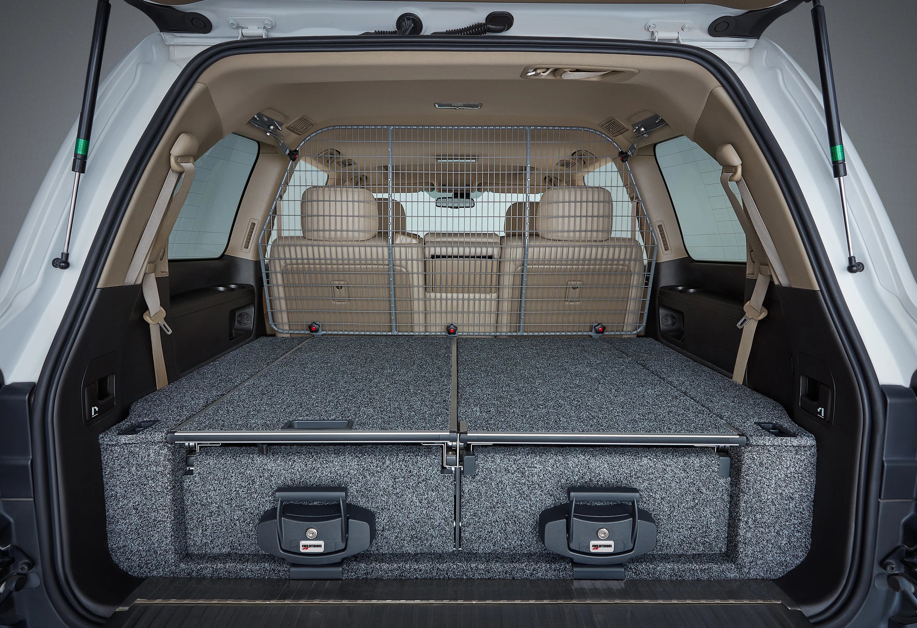 4WD Interiors HALF CARGO BARRIER