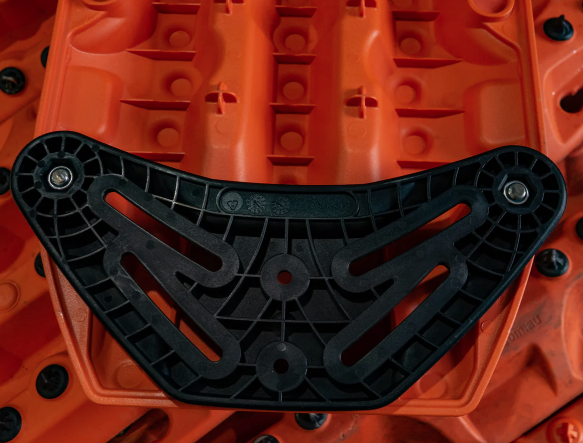 Maxtrax Universal Flat Rack Mounting Kit