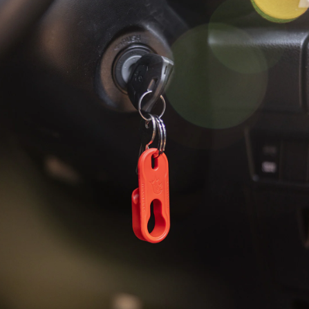 MAXTRAX Universal Pins Keyring