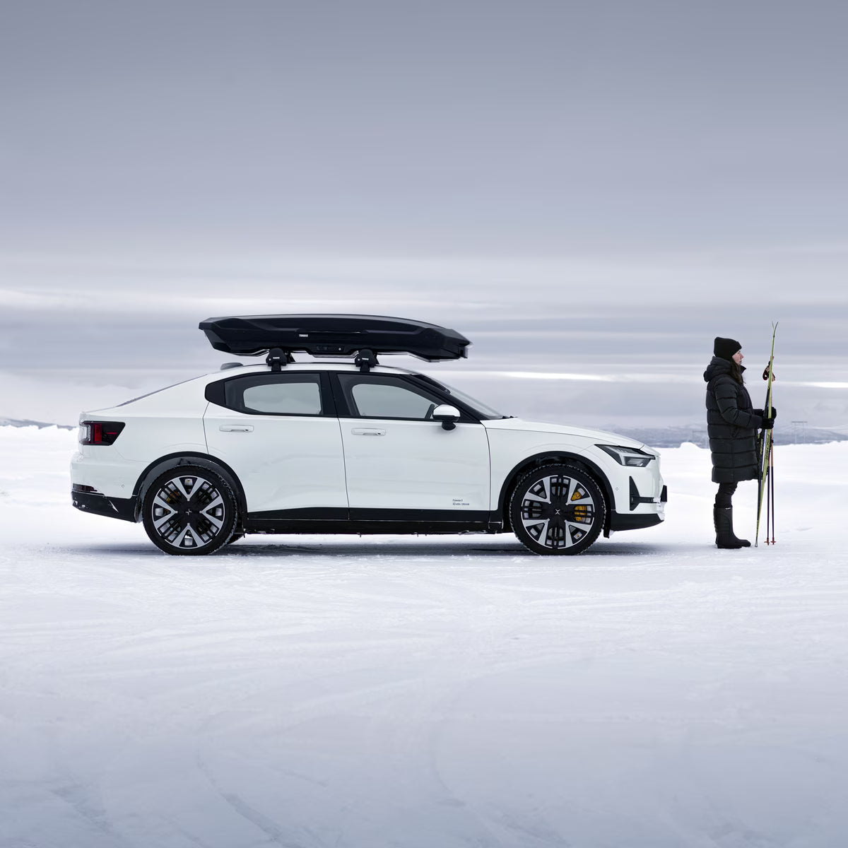 Thule Motion 3 M roof box black glossy
