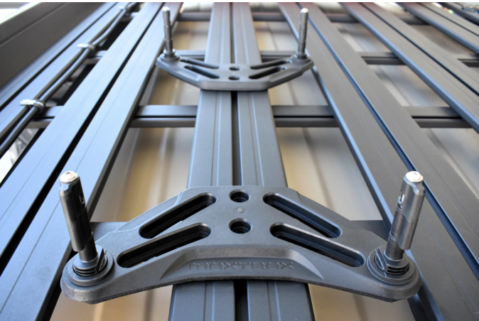 Maxtrax Universal Flat Rack Mounting Kit