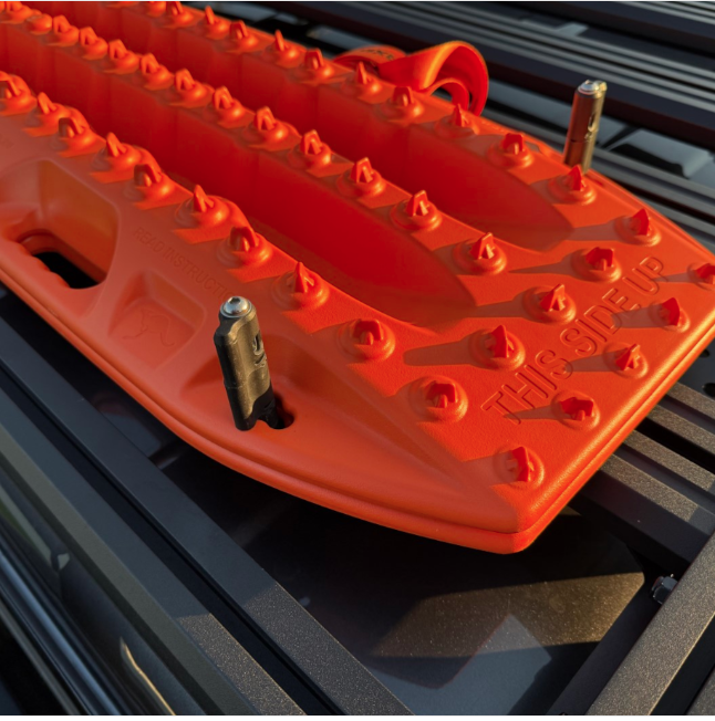 X-Country XC316 - FOLDING FLUSH MOUNT MAXTRAX BRACKET KIT