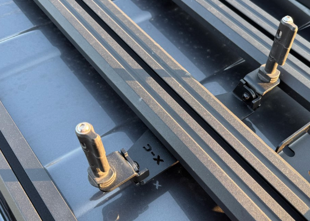 X-Country XC316 - FOLDING FLUSH MOUNT MAXTRAX BRACKET KIT