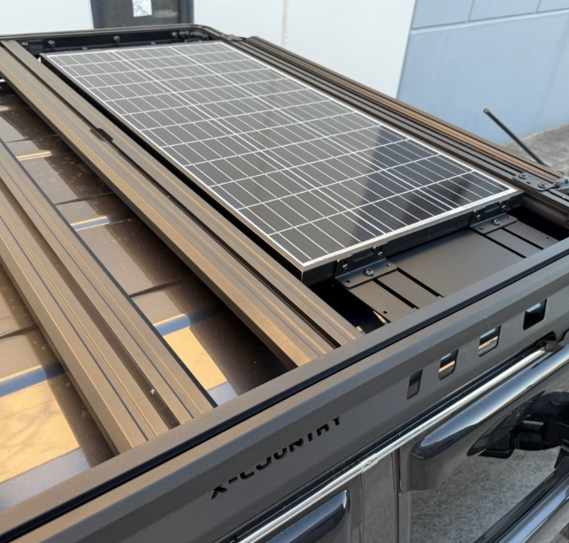X-Country XC318 - RECESSED SOLAR PANEL KIT