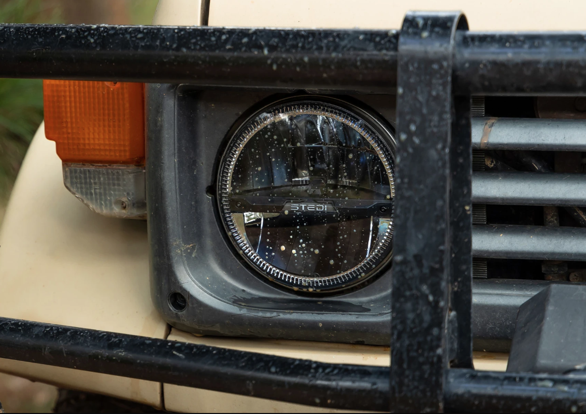 Stedi Homage 7 Inch single LED Headlight - Black (5700K)
