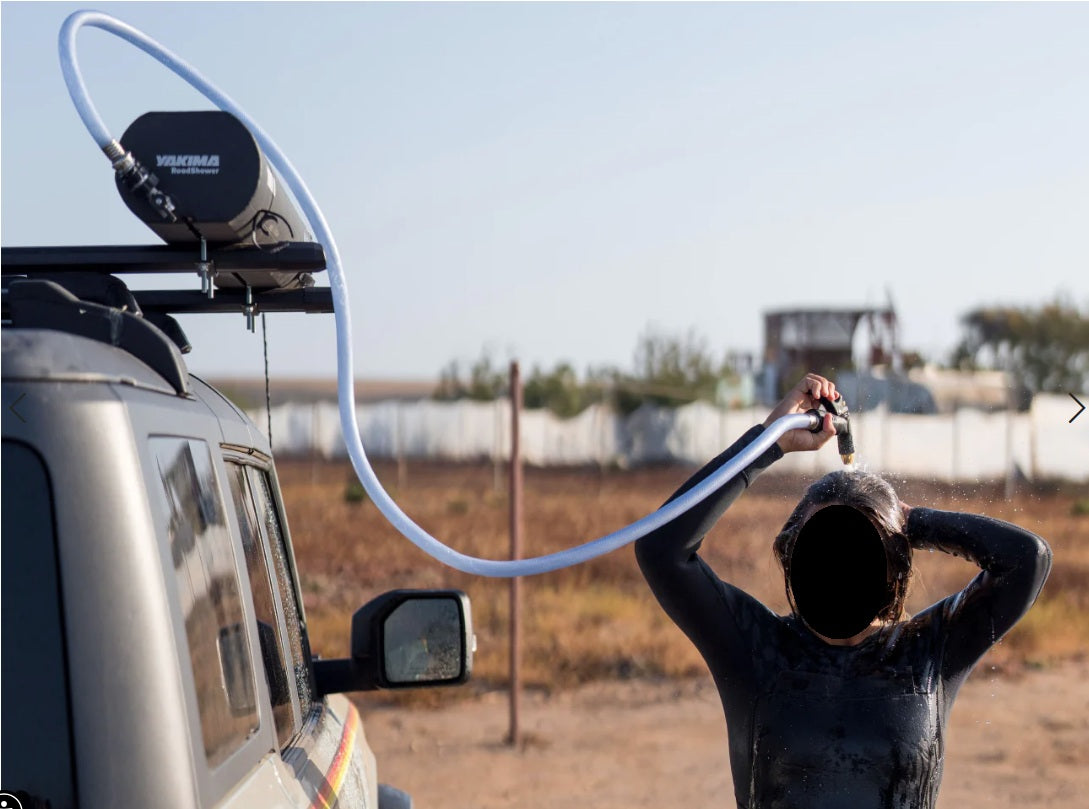 Yakima RoadShower 26L Medium 26 Litre Portable Pressurised Water Storage