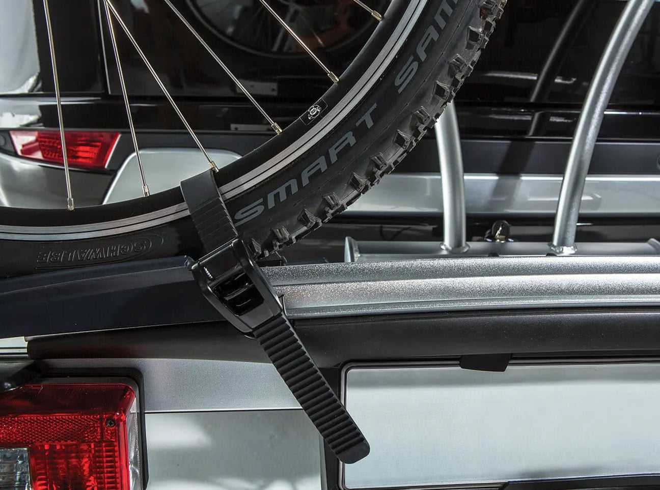 Yakima JustClick 3 Premium Tow Ball Bike Carrier