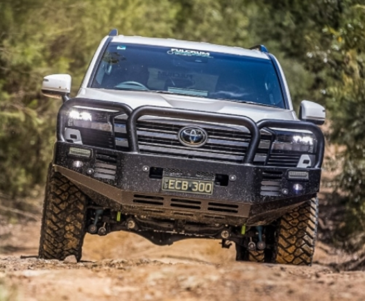 ECB Toyota Landcruiser 300 Series Triple Hoop Winch Bar (07/21 to)